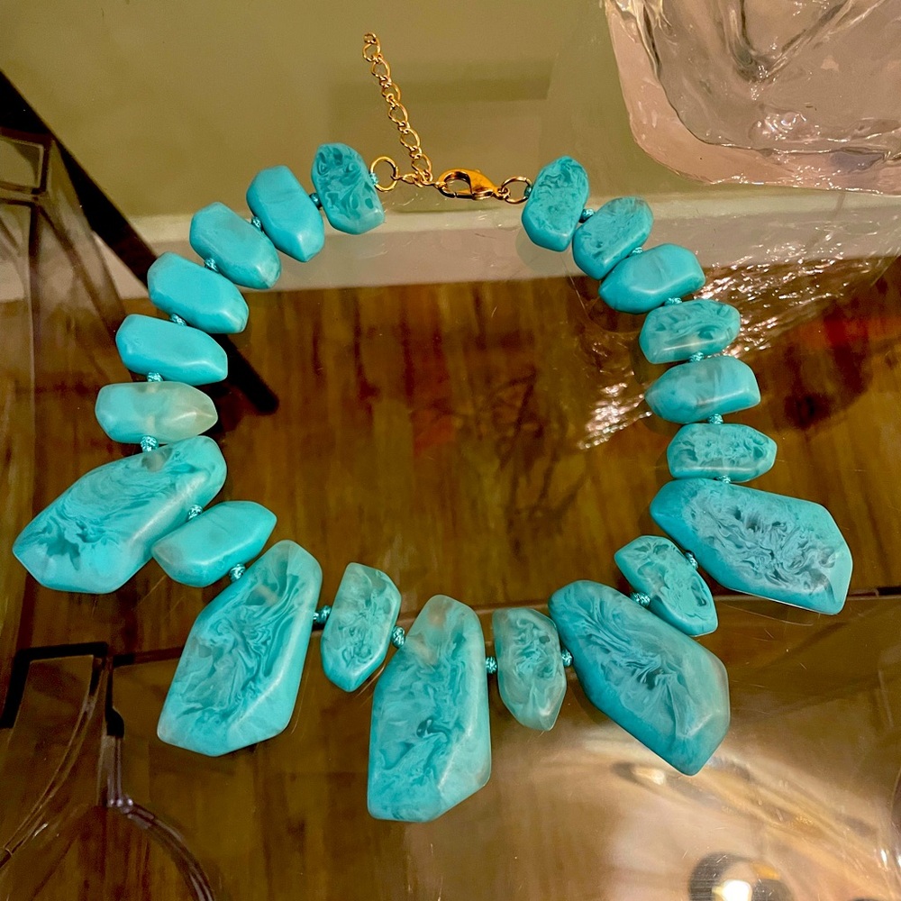 💎 Gorgeous Bebe Turquoise Necklace 💎